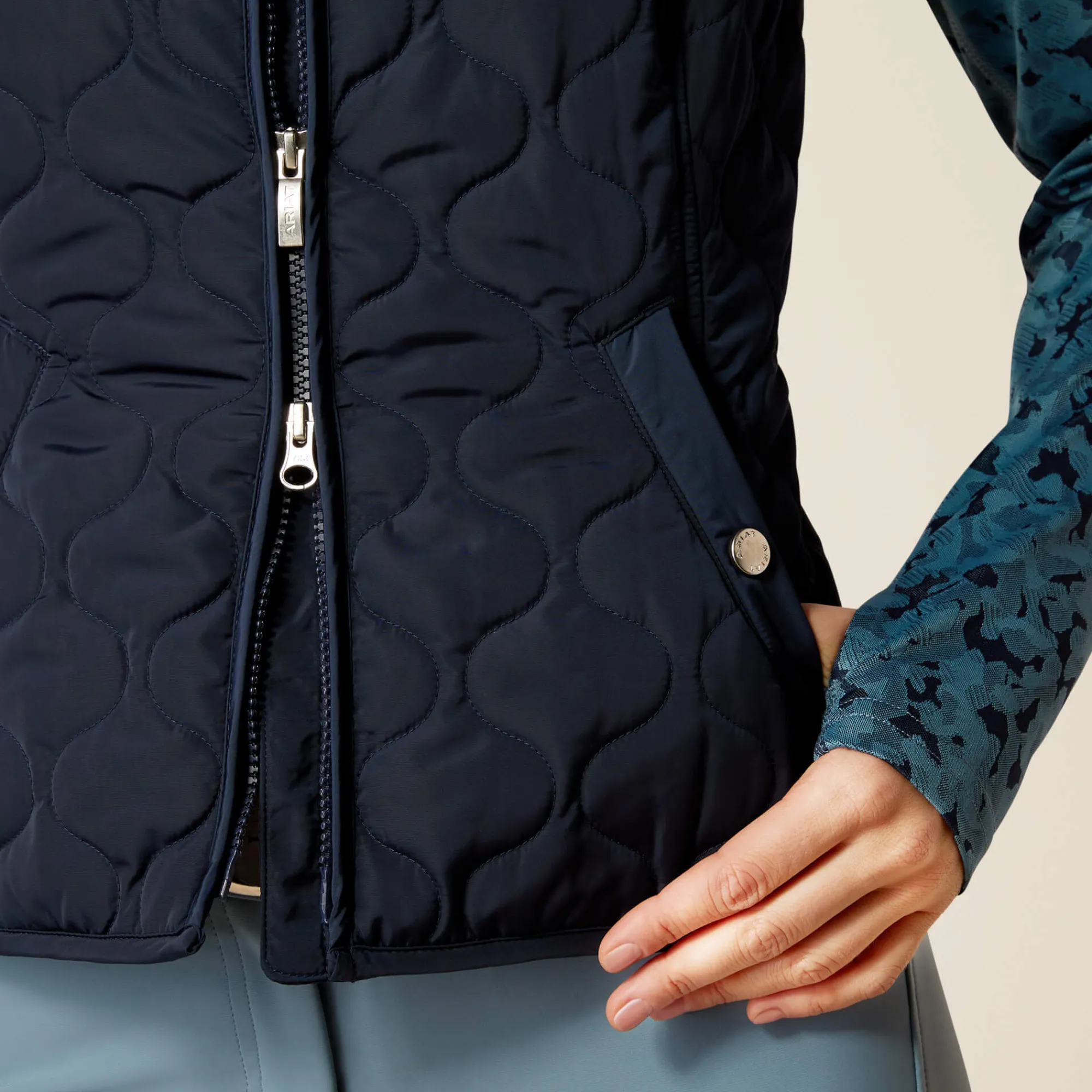 ashley__insulated_gilet_4-1.webp Discount Ashley 2.0 Insulated Gilet Damen Oberbekleidung