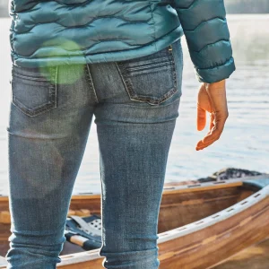 Best R.E.A.L. Mid Rise Icon Stackable Straight Leg Jean Damen Denim | Denim